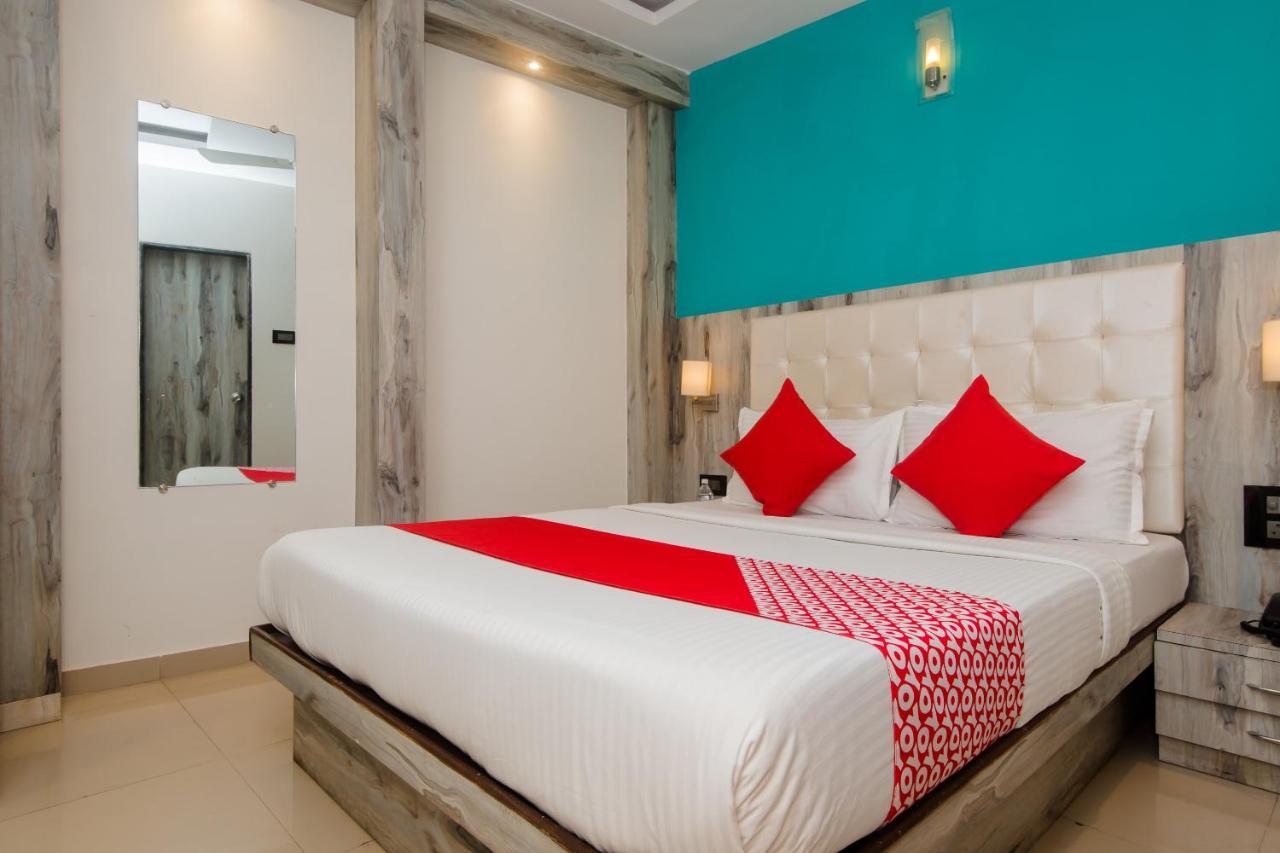 Oyo 6719 Atlas Grand Hotel Bombay Esterno foto
