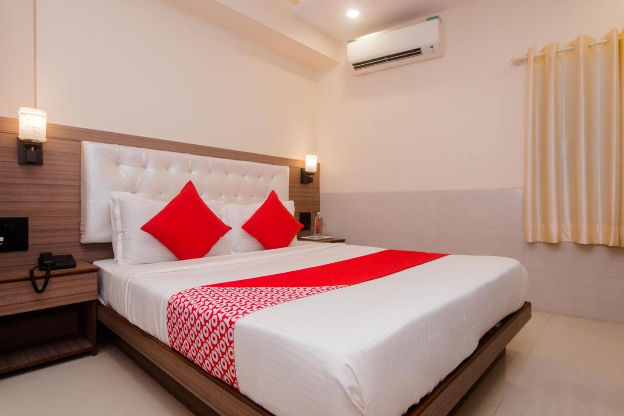 Oyo 6719 Atlas Grand Hotel Bombay Esterno foto