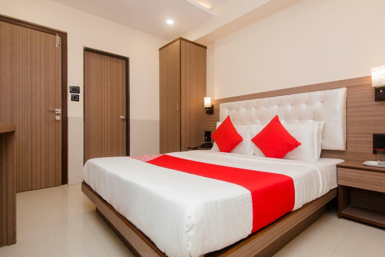 Oyo 6719 Atlas Grand Hotel Bombay Esterno foto